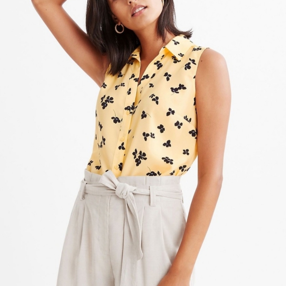Brand New Ann Taylor Yellow Floral Sleeveless Essential Shirt, Size XS